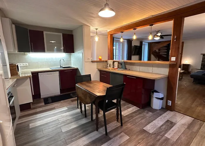 Charmante Maison De Village Semesterbostad