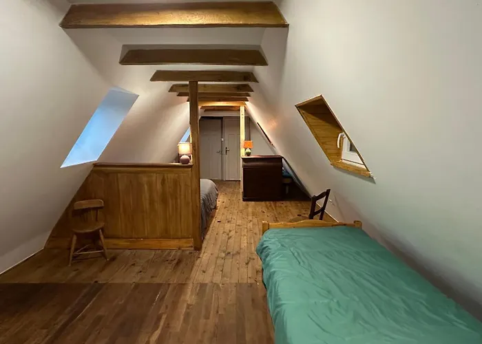 Semesterbostad Charmante Maison De Village